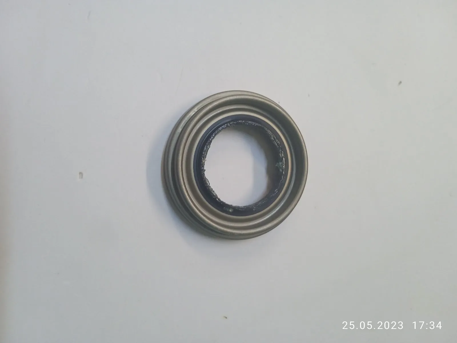 Сальник промежуточного вала 