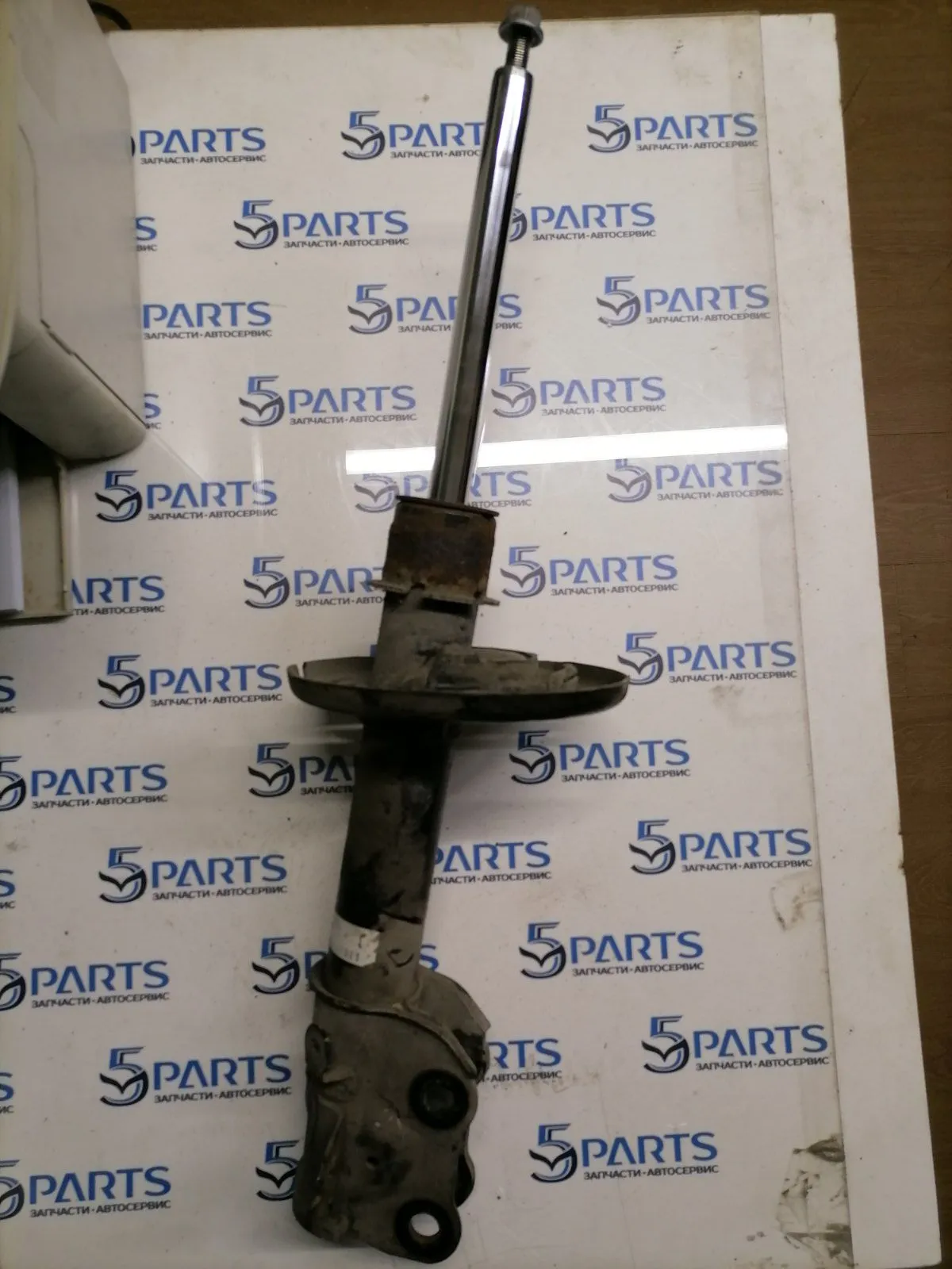 Амортизатор передний правый (стойка) CX-5 (KE) 2012-2017