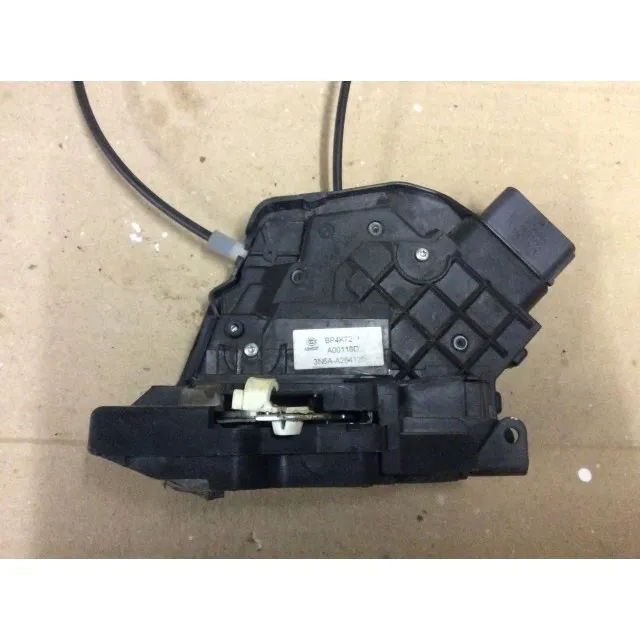 Замок двери задней правой M3 (BK) 2003-2009