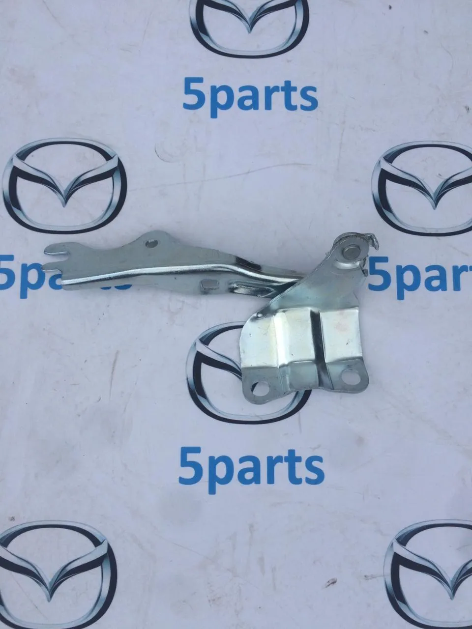 Петля капота левая M6 (GG) 2002-2007