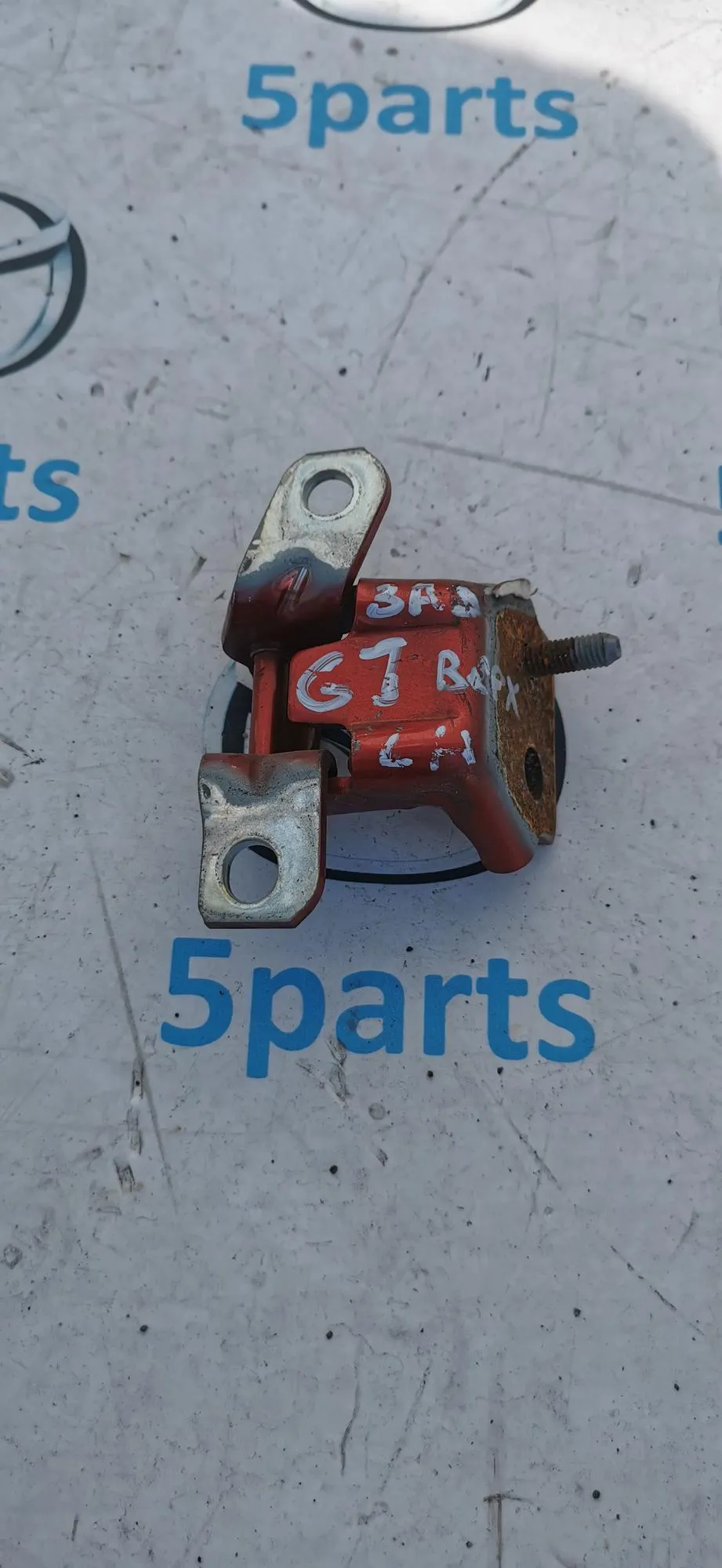 Петля двери задней левой верхняя M3, M6, CX-5