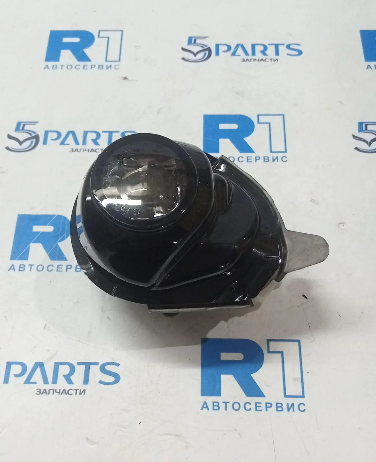 Фара противотуманная левая M6 (GJ) 2015-2017