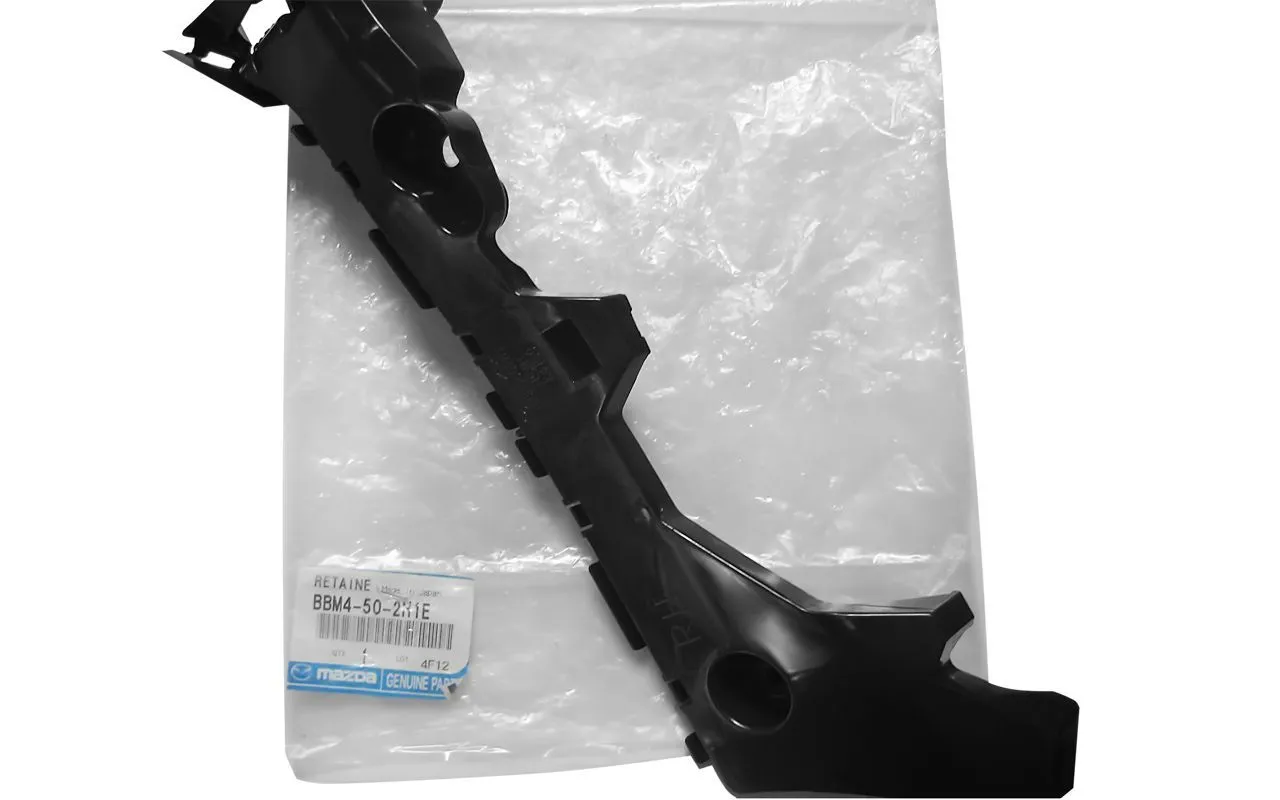 Кронштейн бампера заднего правый M3 (BL) SDN 2009-2012