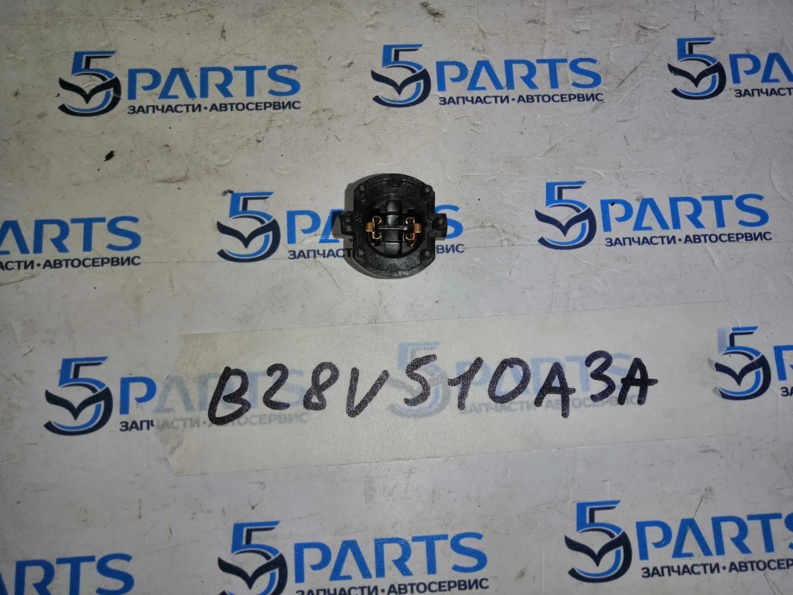 Патрон лампы M2, M3