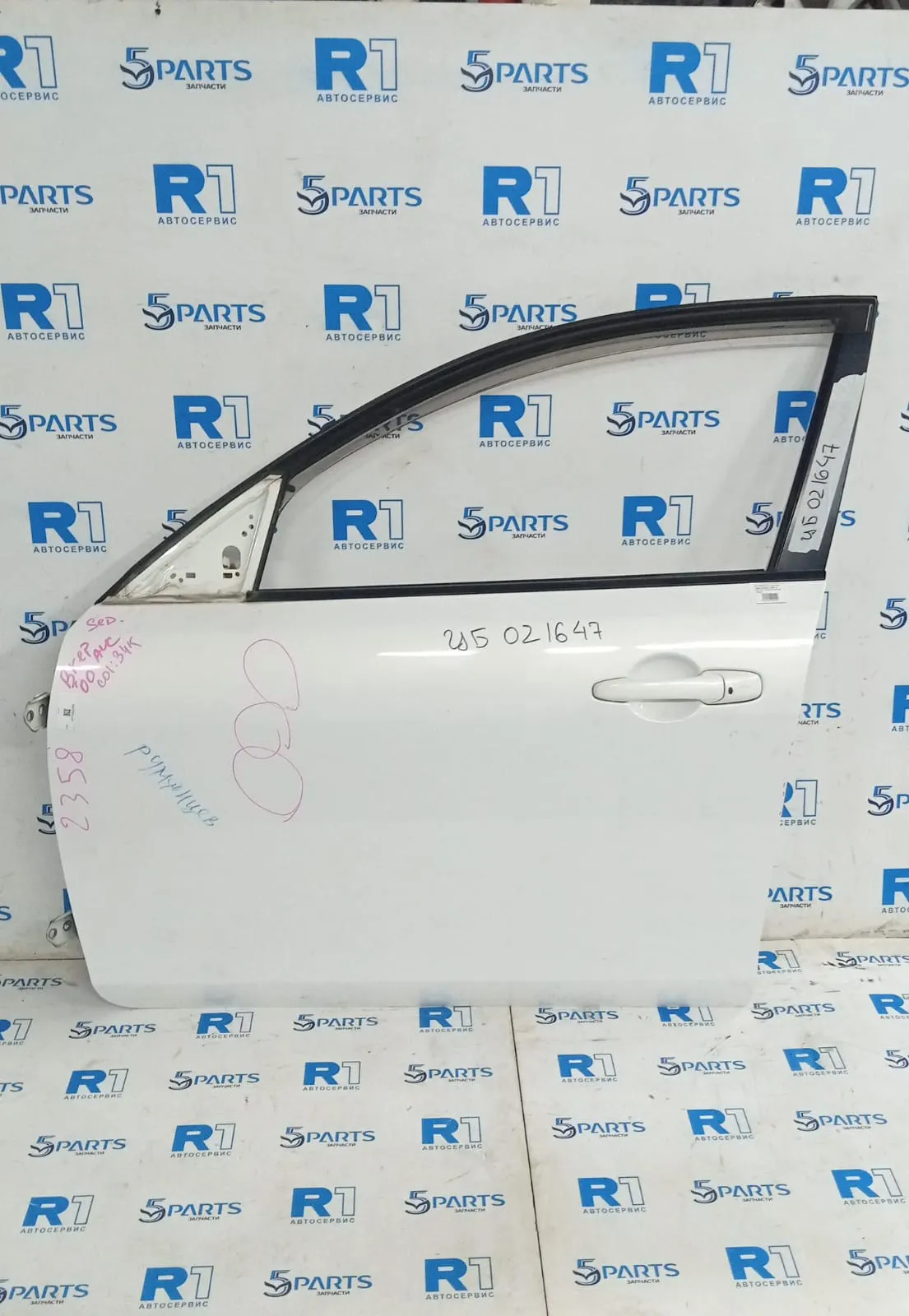 Дверь передняя левая M3 (BK) SDN 2003-2009