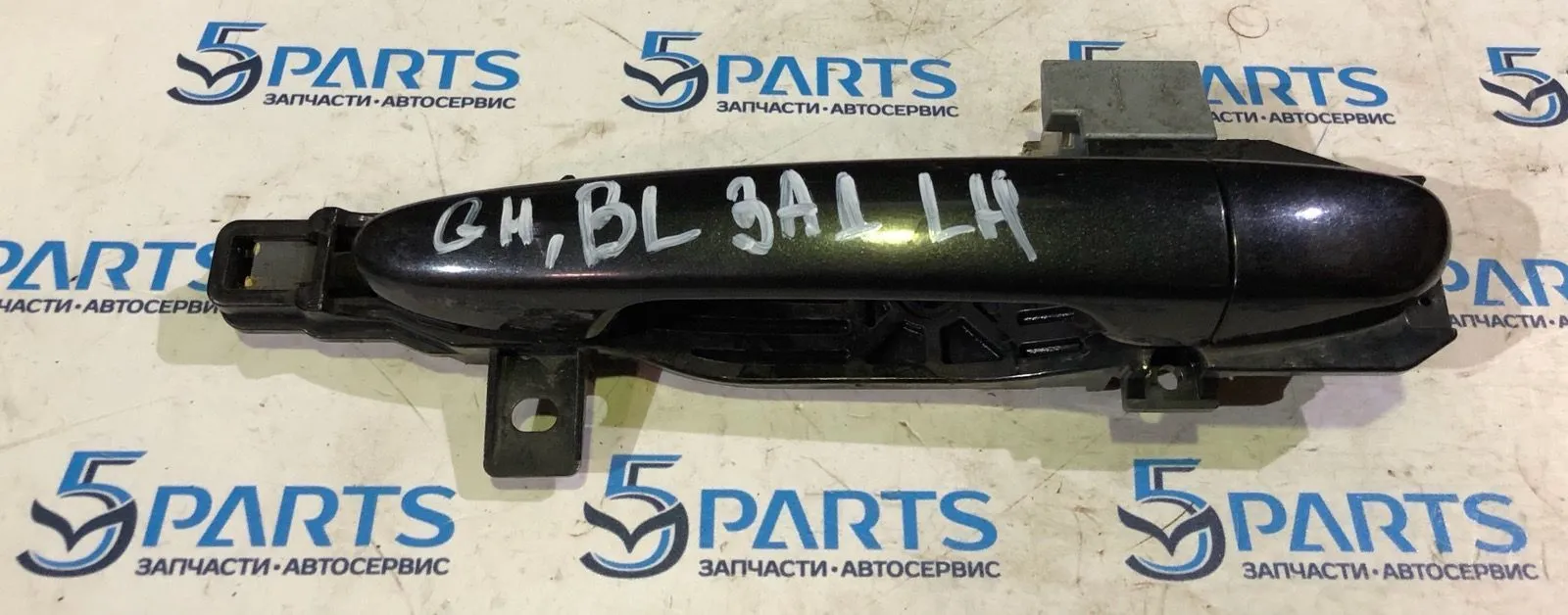 Ручка двери задней левой M2, M3, M6