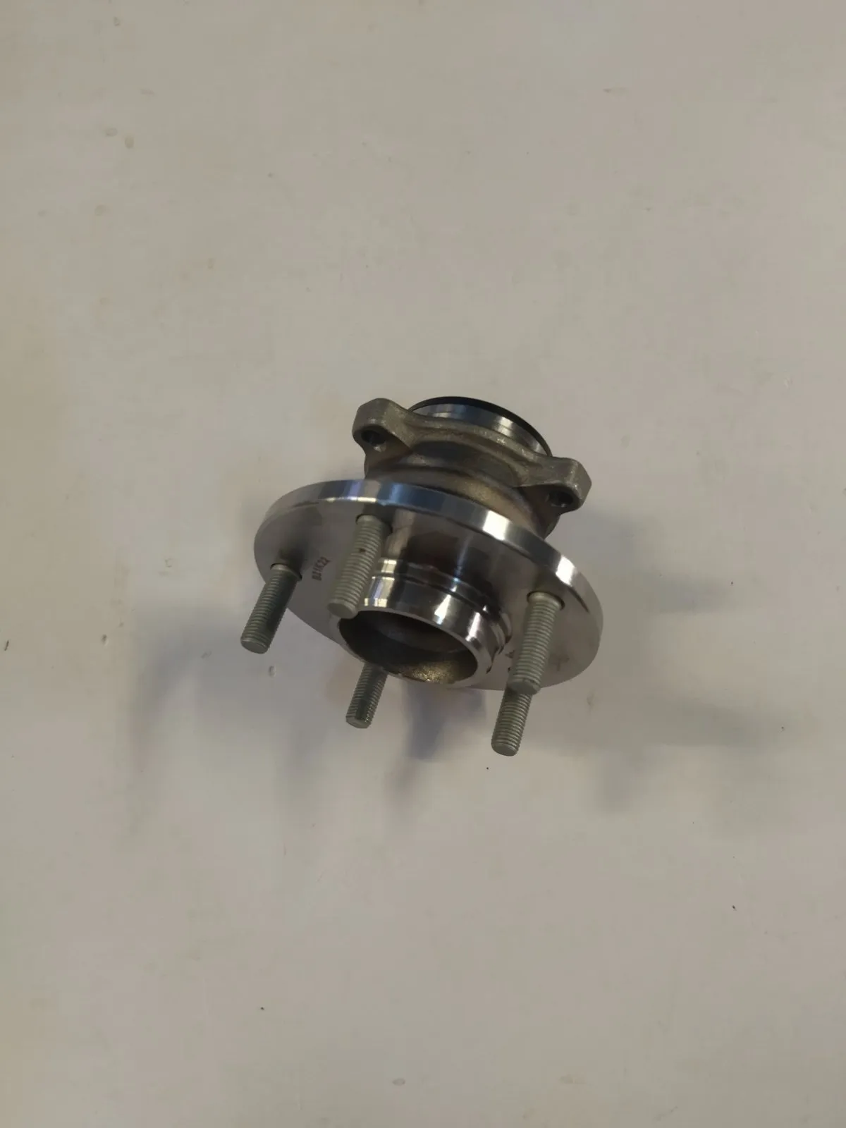 Ступица задняя (с подшипником) M3 (BK,BL), M5 (CR,CW) 2003-2012