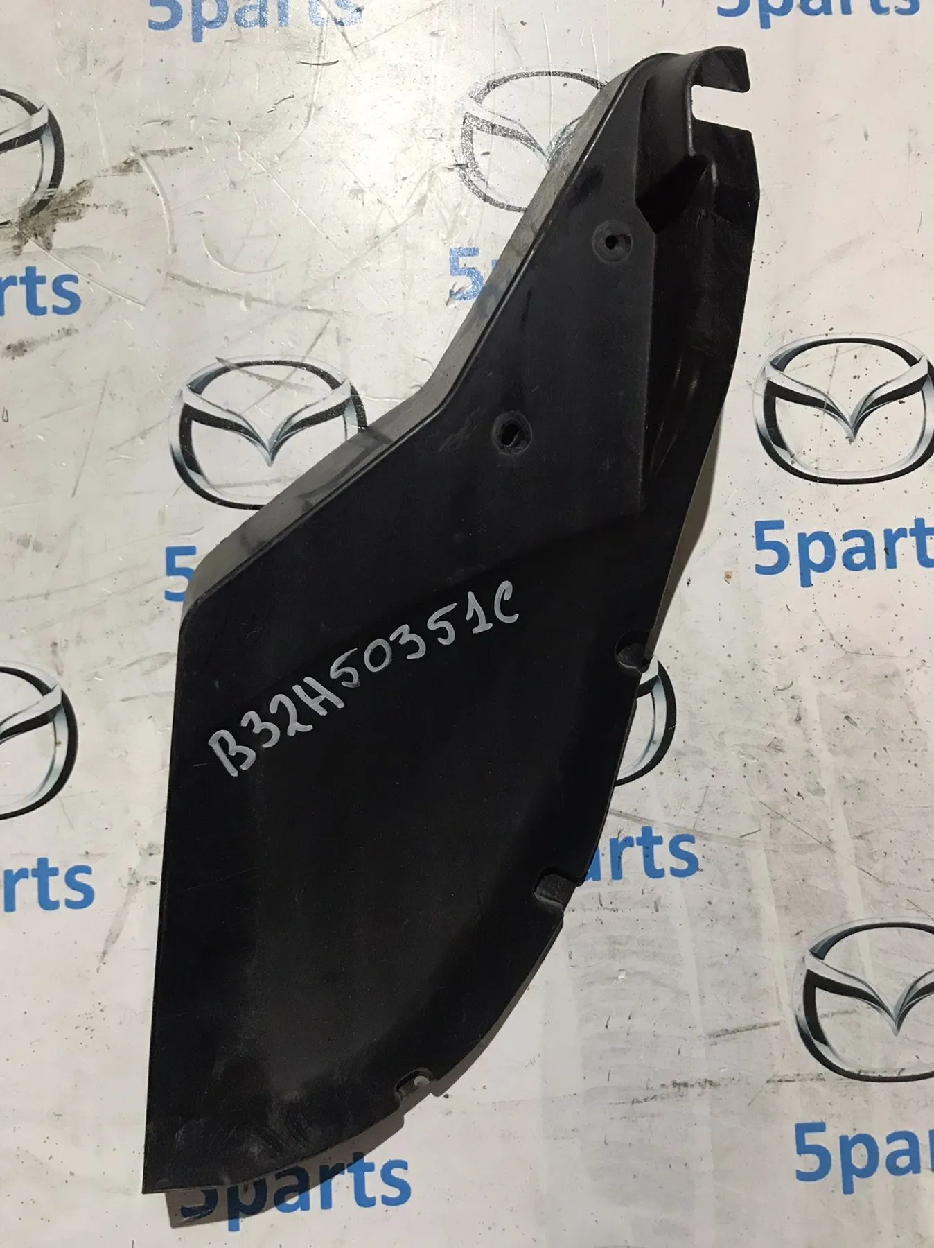 Закрылок задний левый M3 (BK) 2003-2009