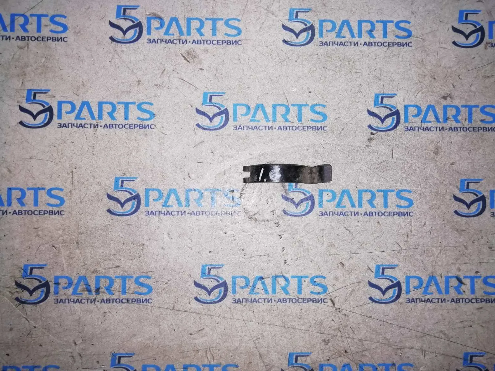 Скоба крепления корпуса воздушного фильтра M2, M3