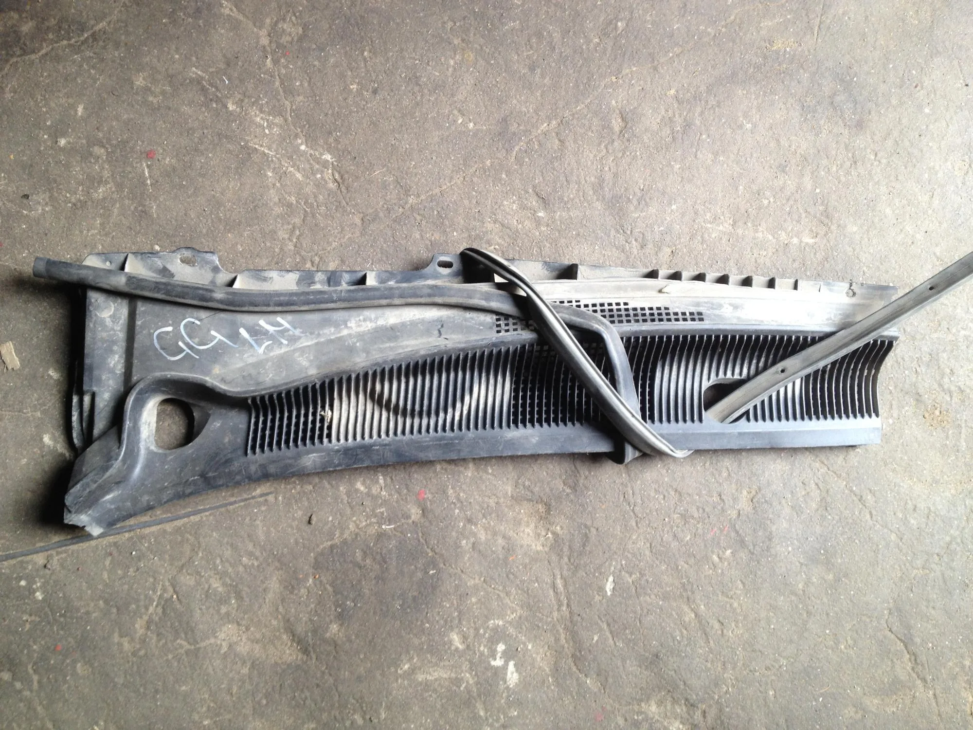 Жабо левое M6 (GG) 2002-2007