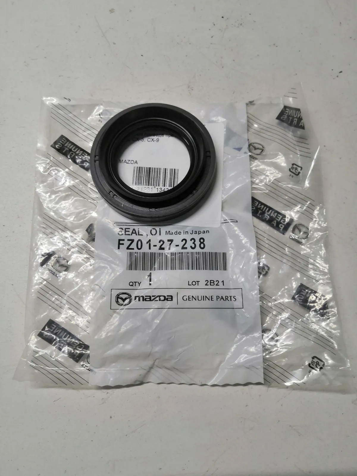 Сальник привода правый M3, M6, CX-5, CX-9