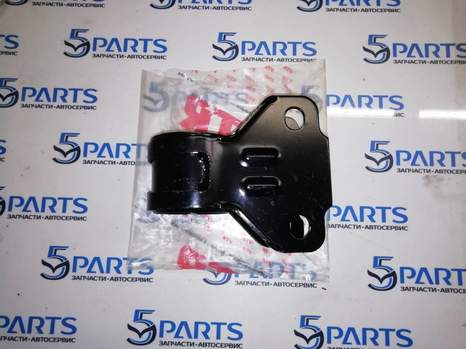 Сайлентблок рычага переднего задний M3 (BL), M5 (CW) 2009-2012