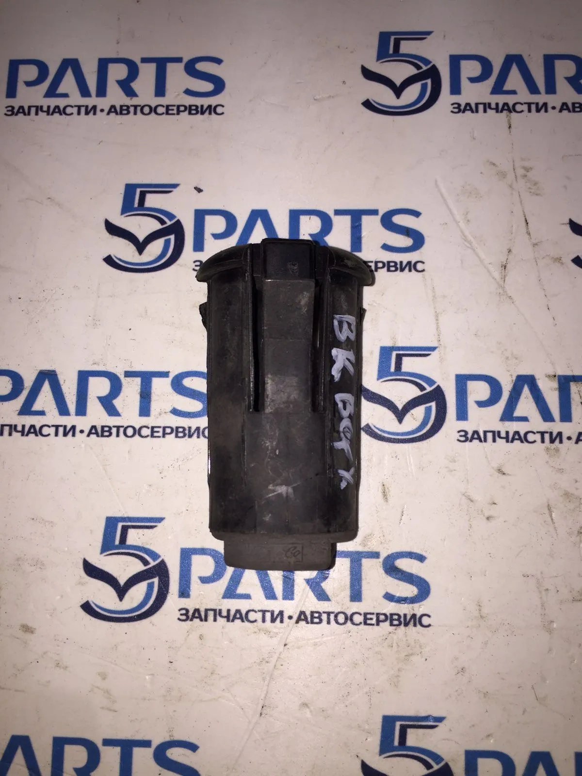 Кронштейн радиатора M3 (BK) 2003-2009