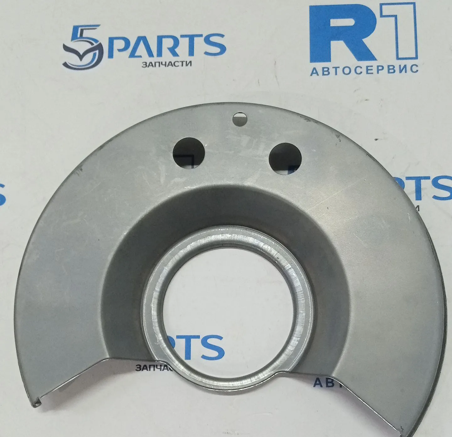 Кожух тормозного диска заднего BT-50 (UN) 2006-2011