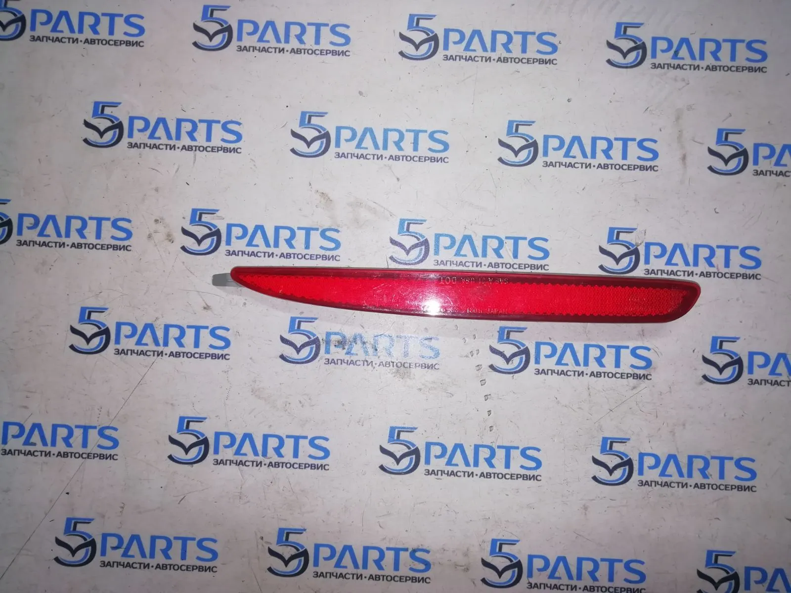 Катафот бампера заднего левый M6 (GG) 2002-2007