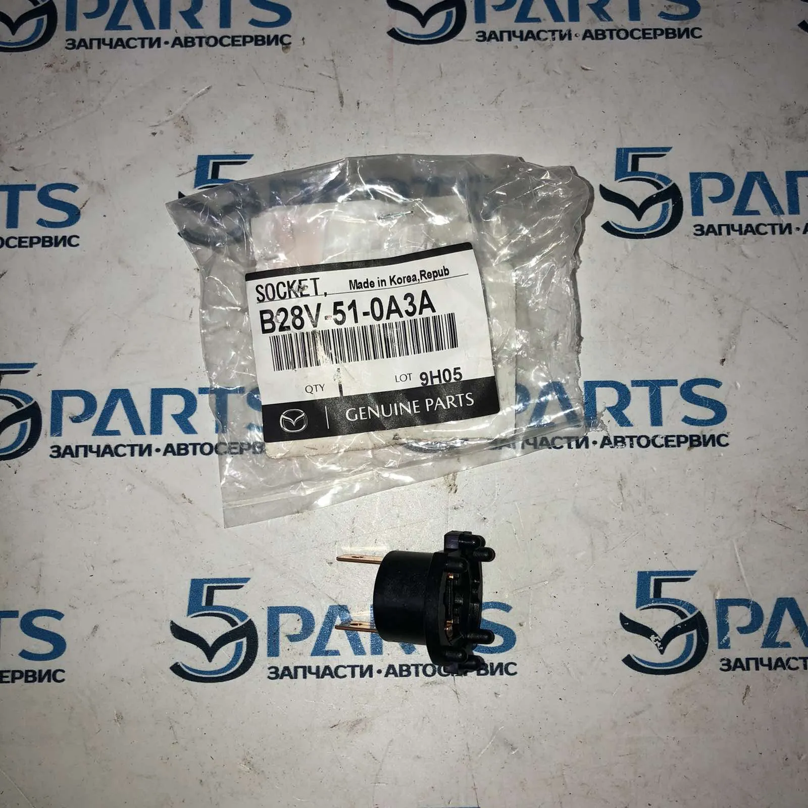 Патрон лампы M2, M3