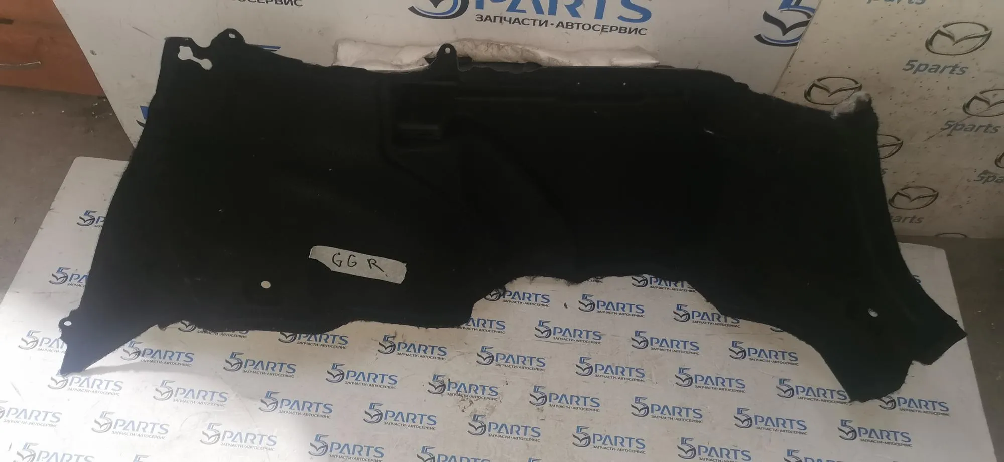Обшивка багажника правая M6 (GG) HB 2002-2007