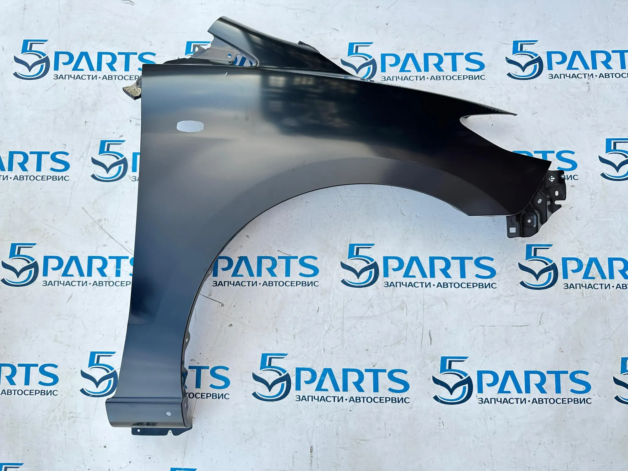 Крыло переднее правое M5 (CP) 1999-2004 PREMACY