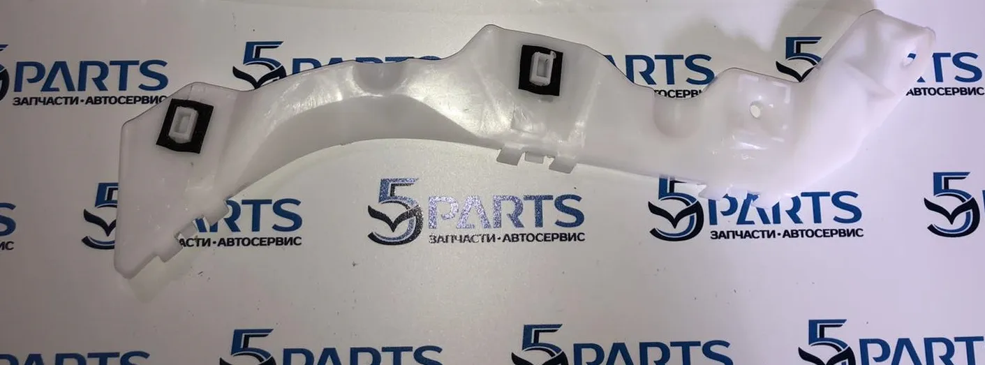 Кронштейн бампера заднего правый M6 (GG) 2002-2007