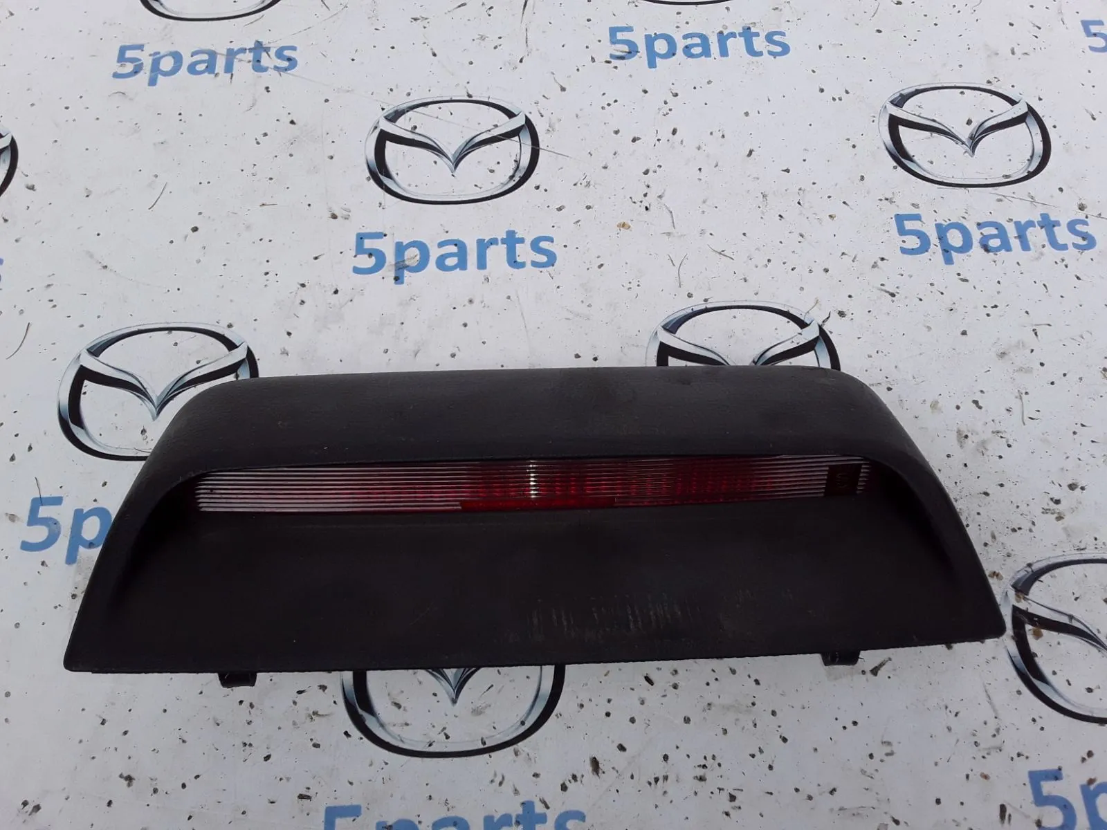 Стоп-сигнал крышки багажника M6 (GG) SDN 2002-2007