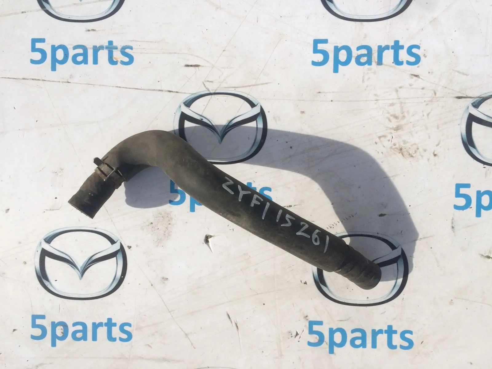 Патрубок системы охлаждения