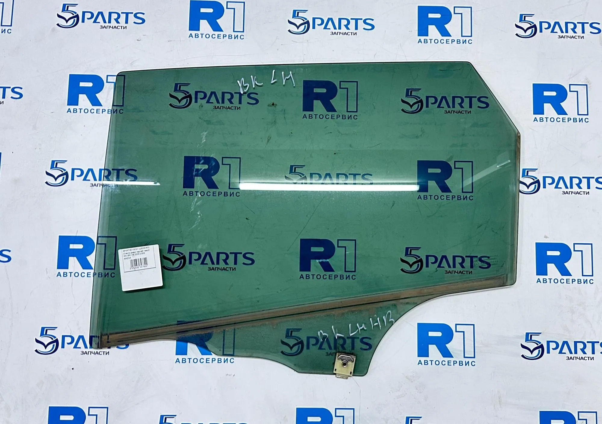 Стекло двери задней левой M3 (BK) HB 2003-2009