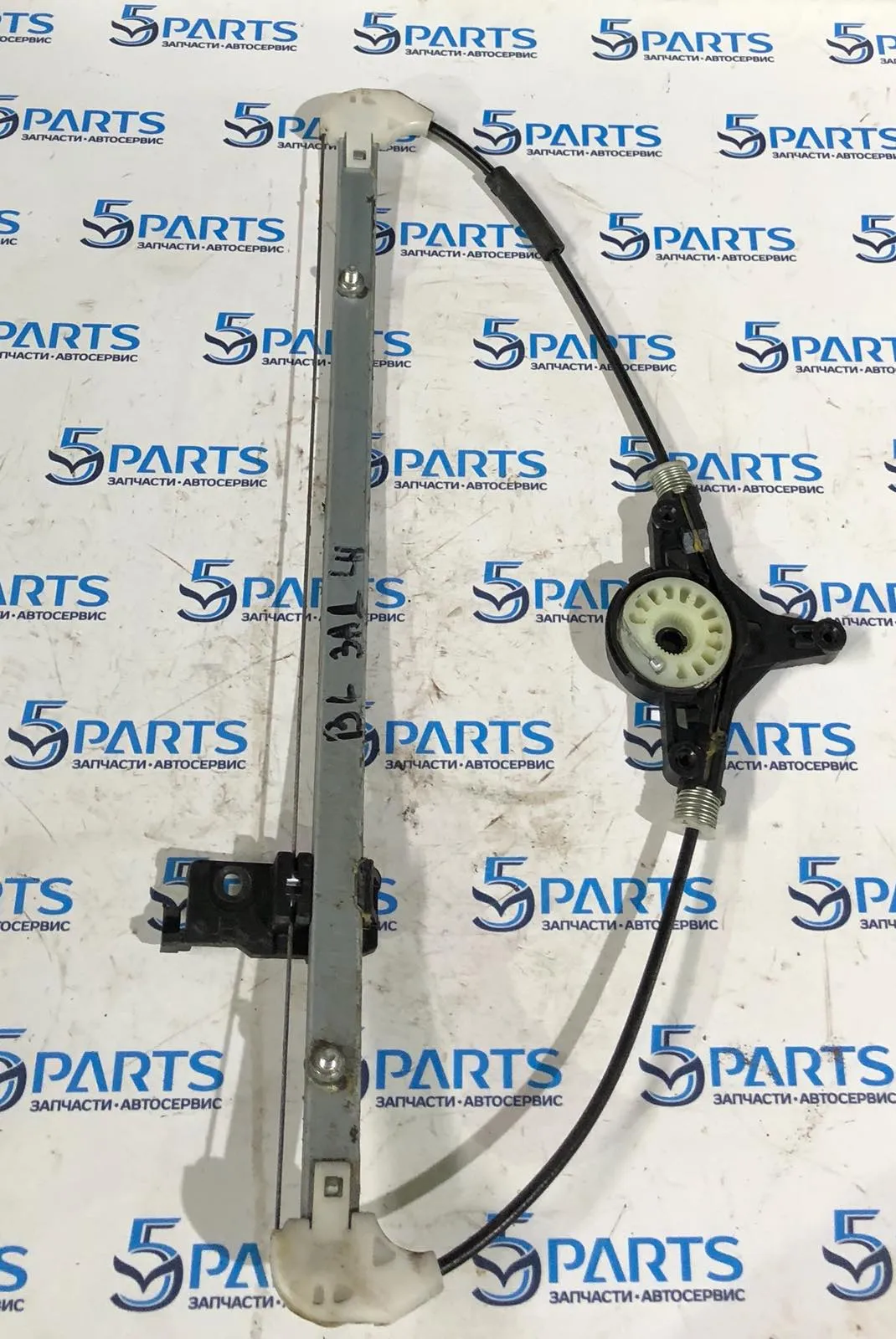 Стеклоподъемник двери задней левой M3 (BL) 2009-2012