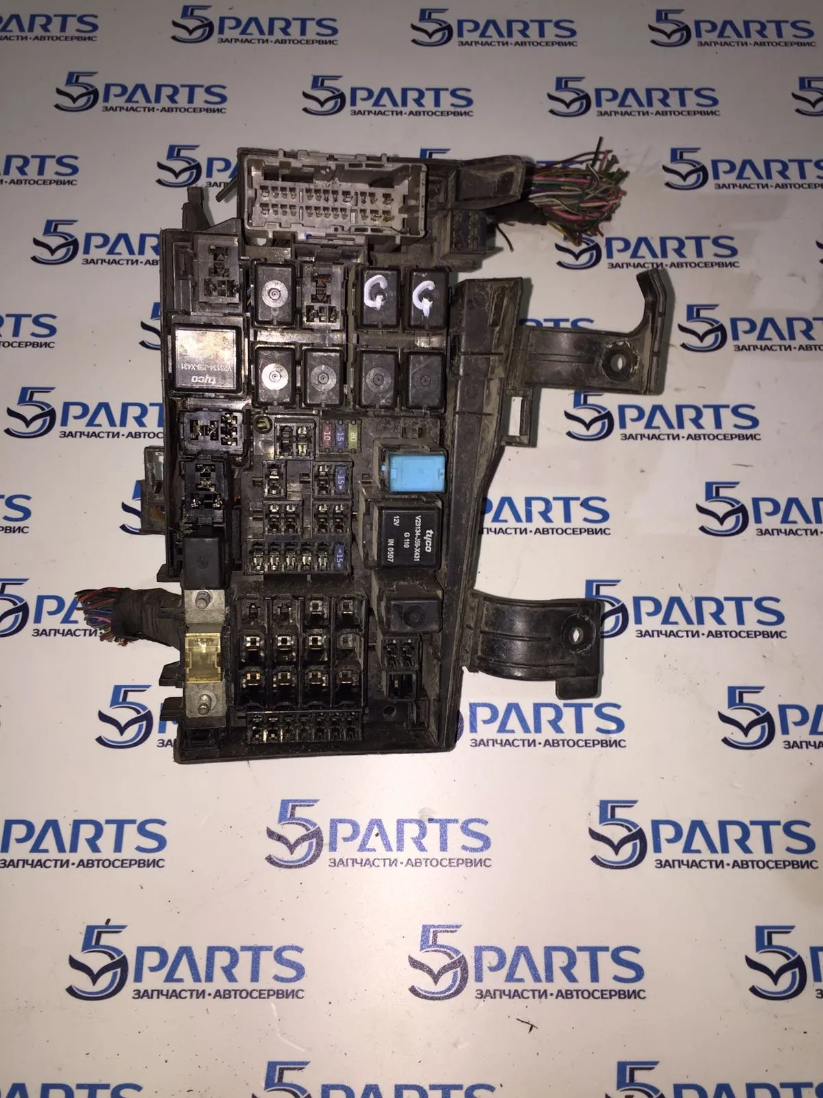 Блок предохранителей M6 (GG) 2002-2007