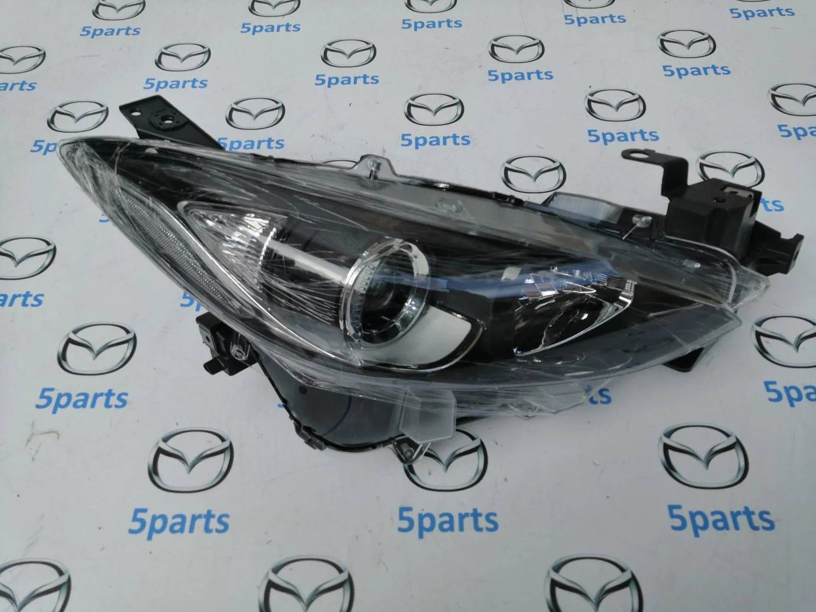 Фара основная правая M3 (BM) 2013-2016