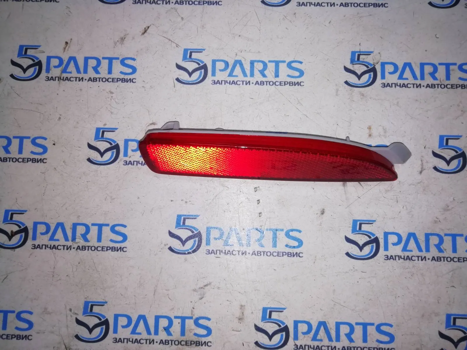 Катафот бампера заднего правый M3 (BK, BM), M5, M6 (GJ)