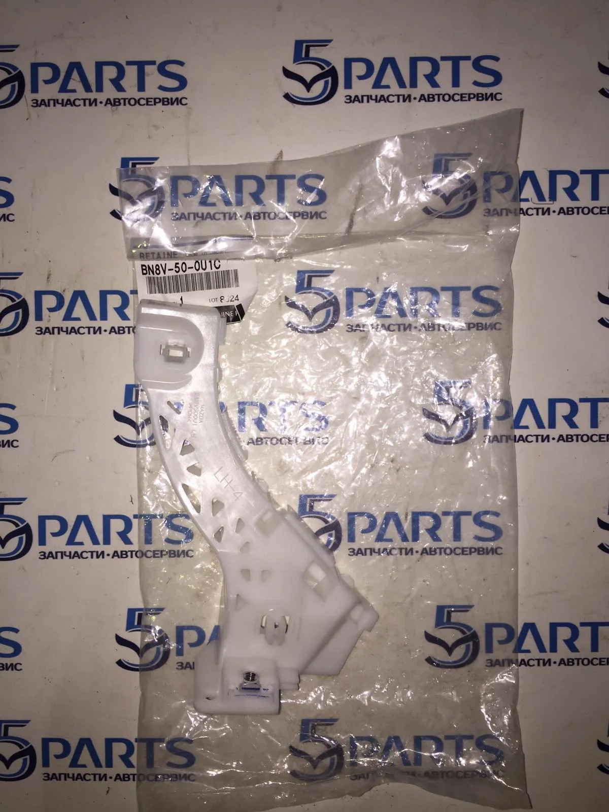 Кронштейн бампера переднего левый M3 (BK) SDN 2003-2009