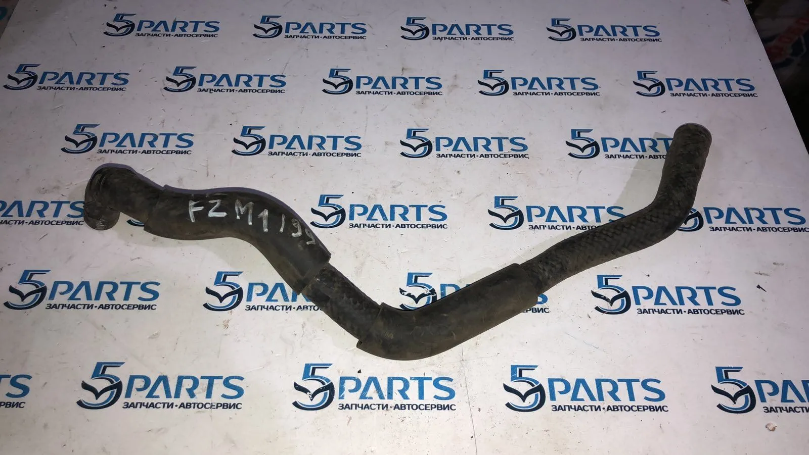 Патрубок системы охлаждения