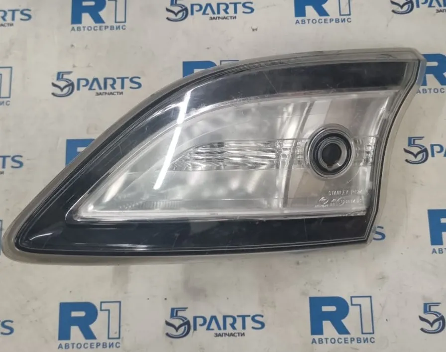 Фонарь внутренний правый M3 (BL) HB 2009-2012