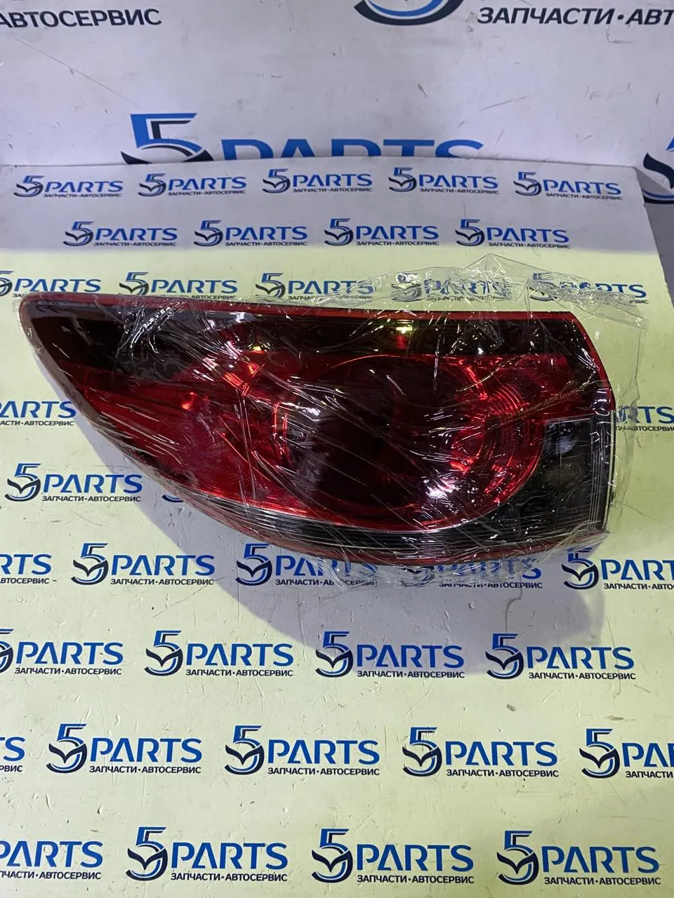 Фонарь внешний левый M6 (GJ) 2012-2015