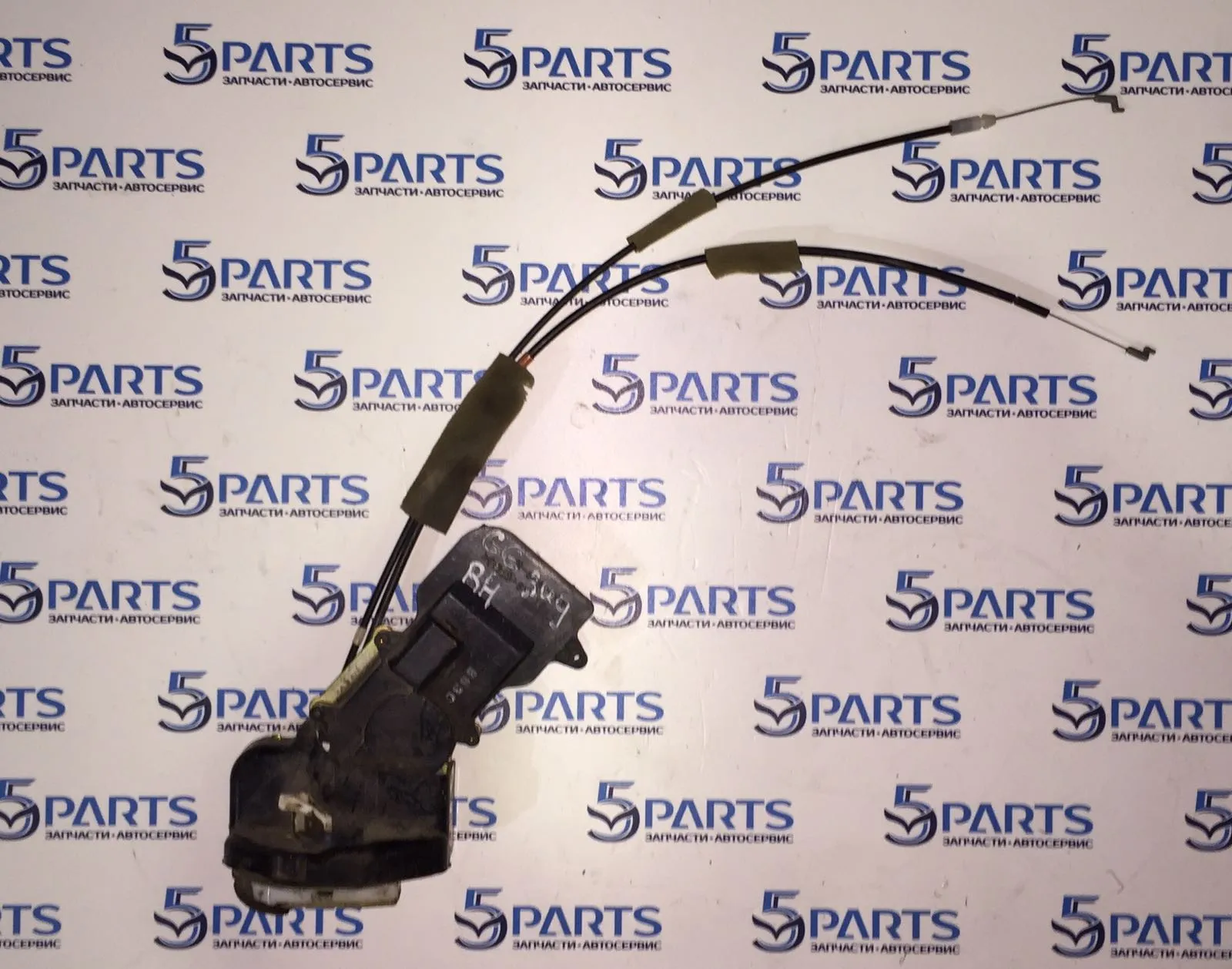 Замок двери задней правой M6 (GG) 2002-2007