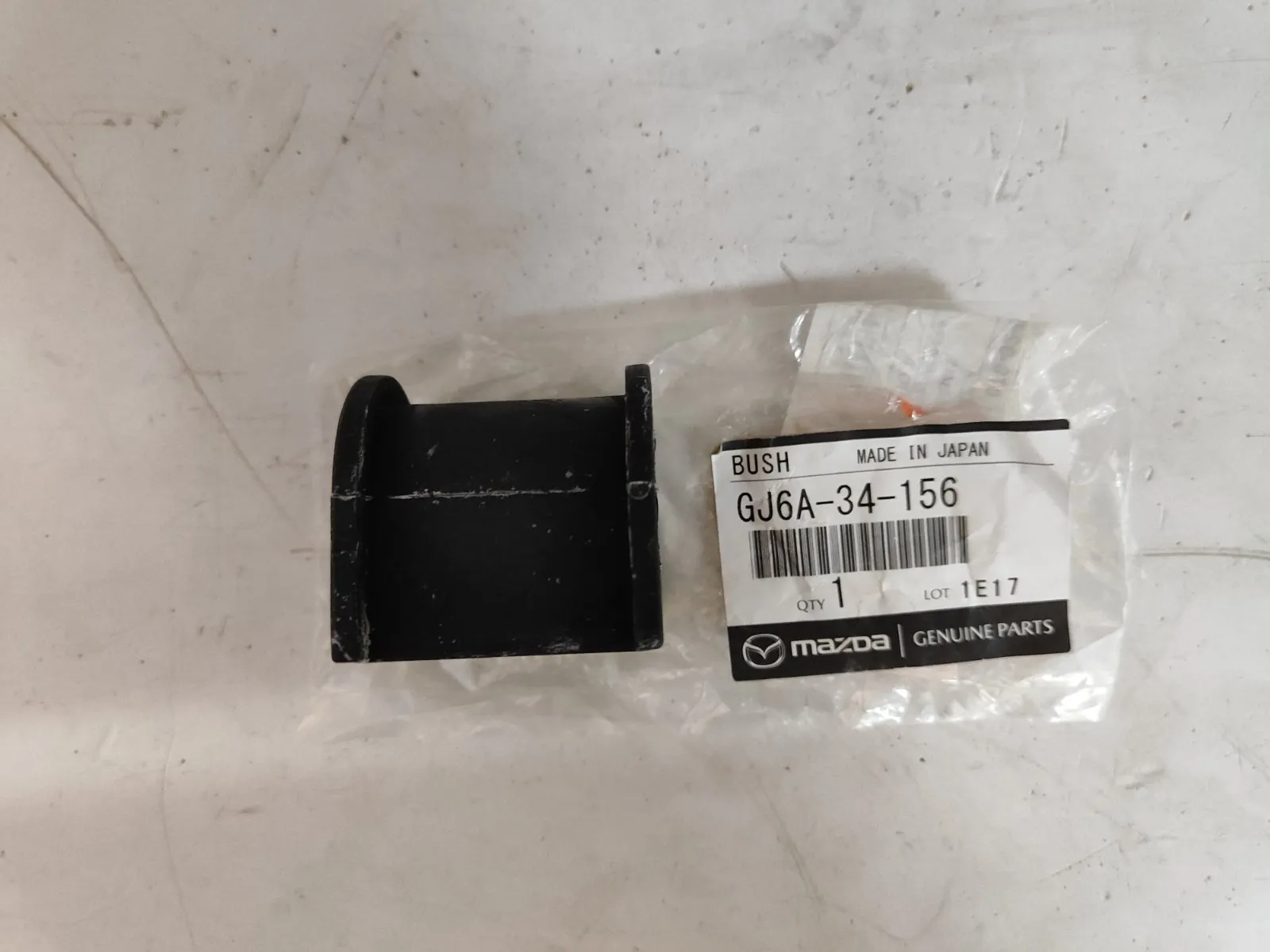 Втулка стабилизатора переднего M6 (GG) 2002-2007