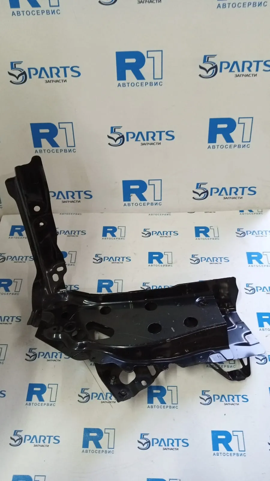 Кронштейн панели передней правый CX-5 (KF) 2017-2022