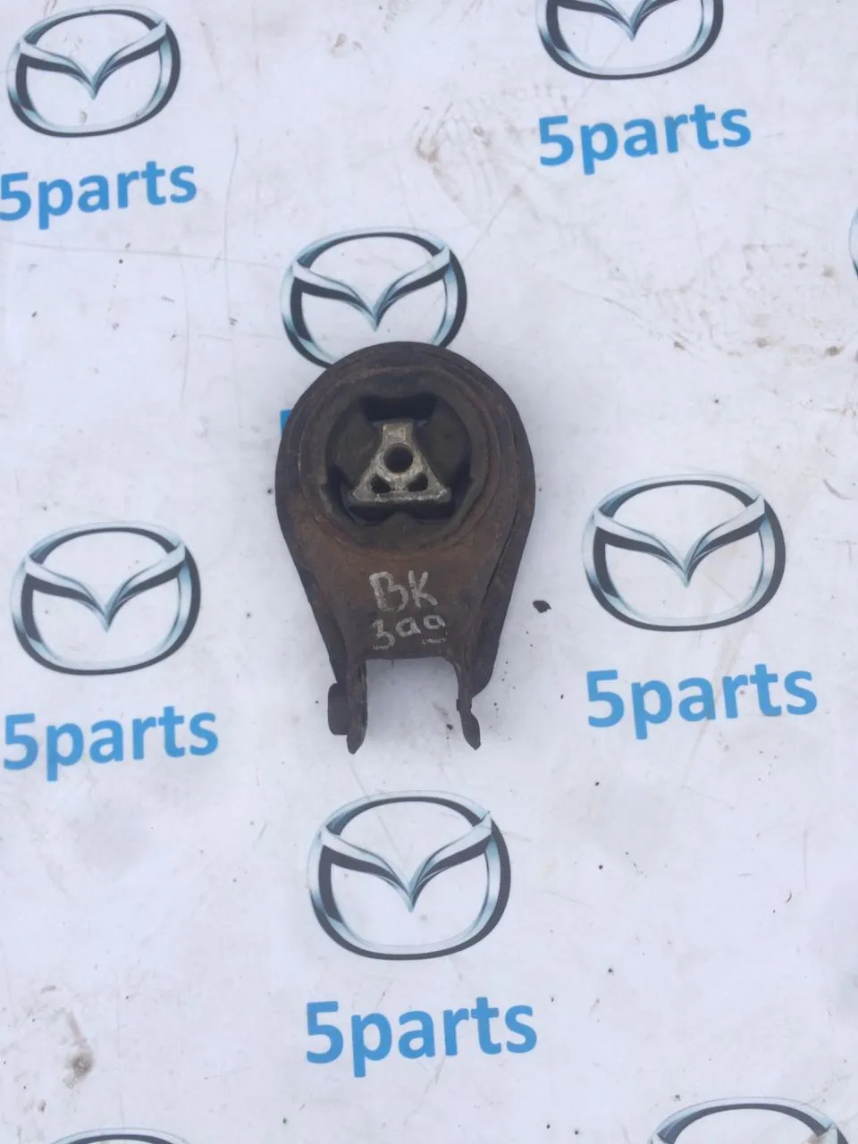 Кронштейн опоры двигателя задней M3 (BK) 2003-2009