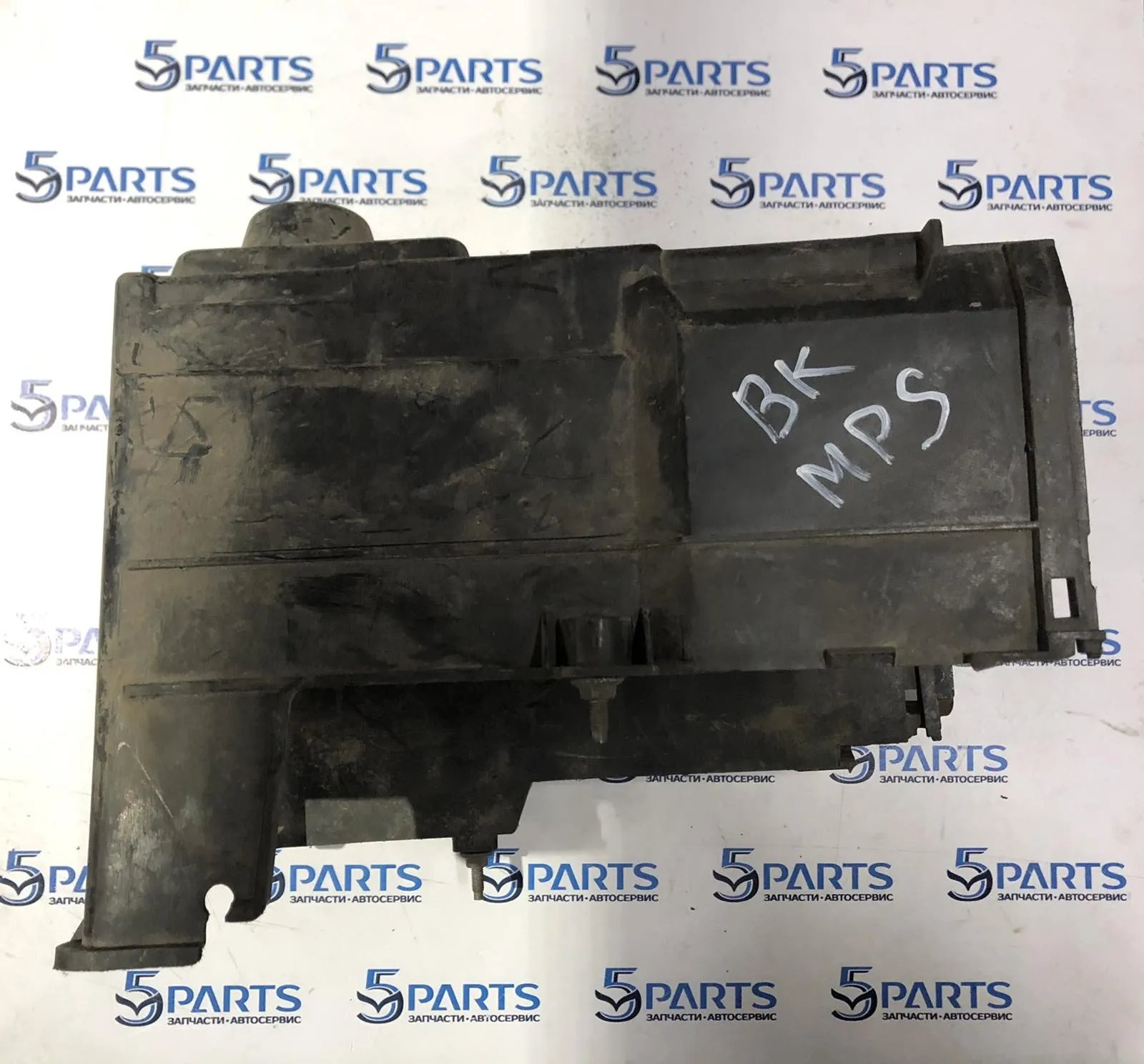 Короб аккумулятора M3 (BK) 2007-2009