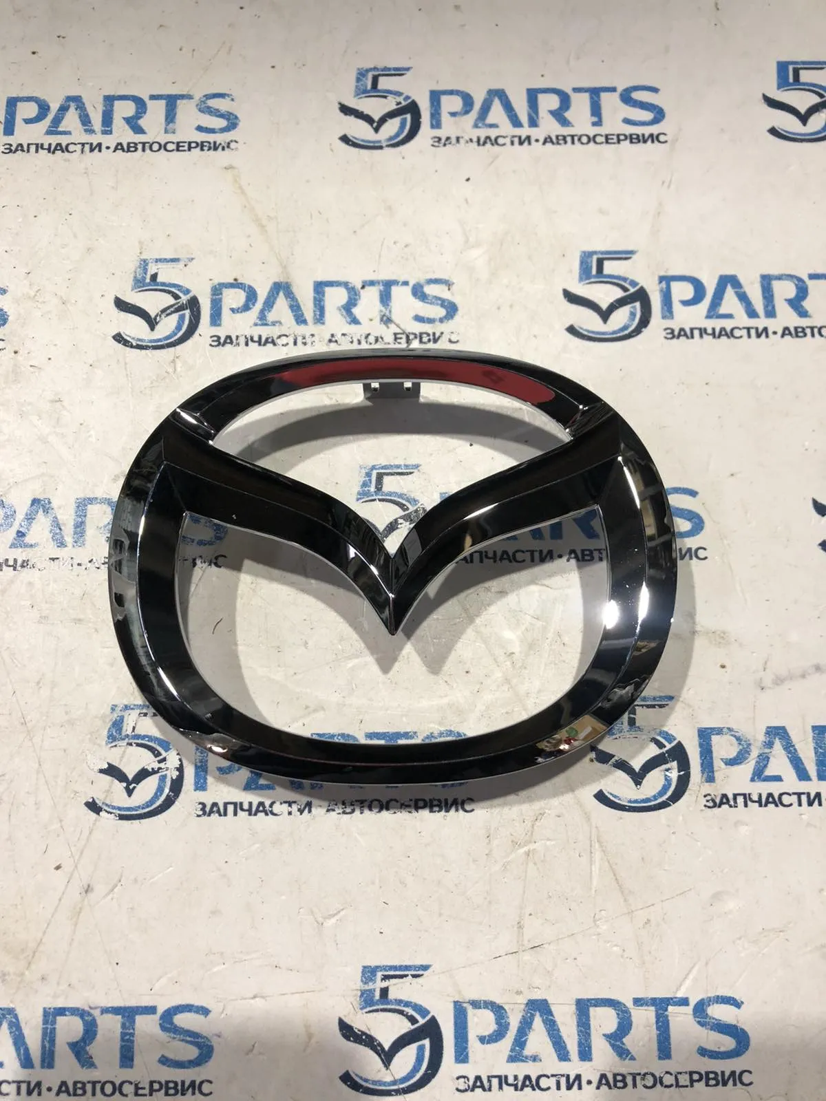 Эмблема решетки радиатора M3 2003-2006, M6 2002-2005