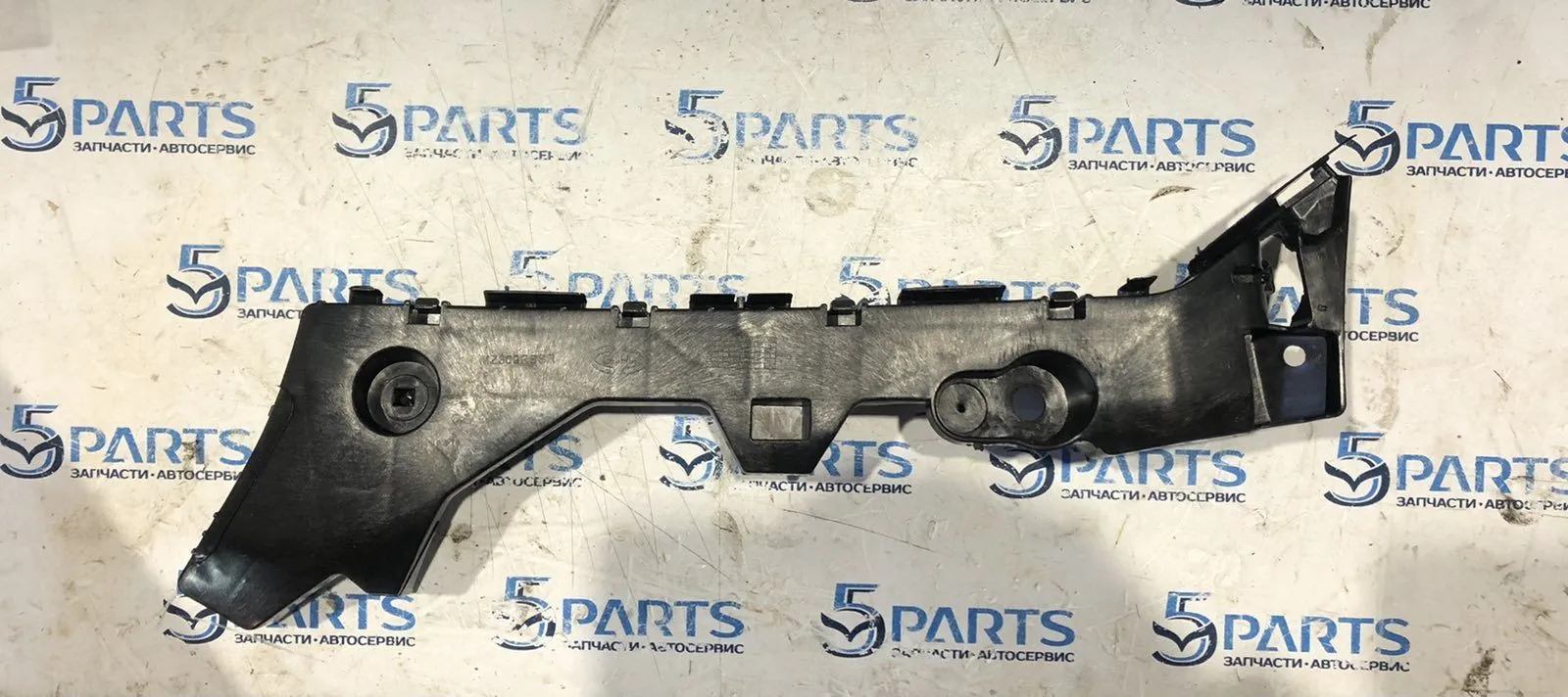 Кронштейн бампера заднего правый M3 (BL) SDN 2009-2012