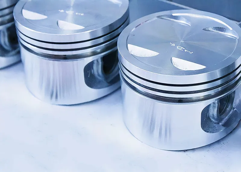 Причины повреждения поршней и виды поломок