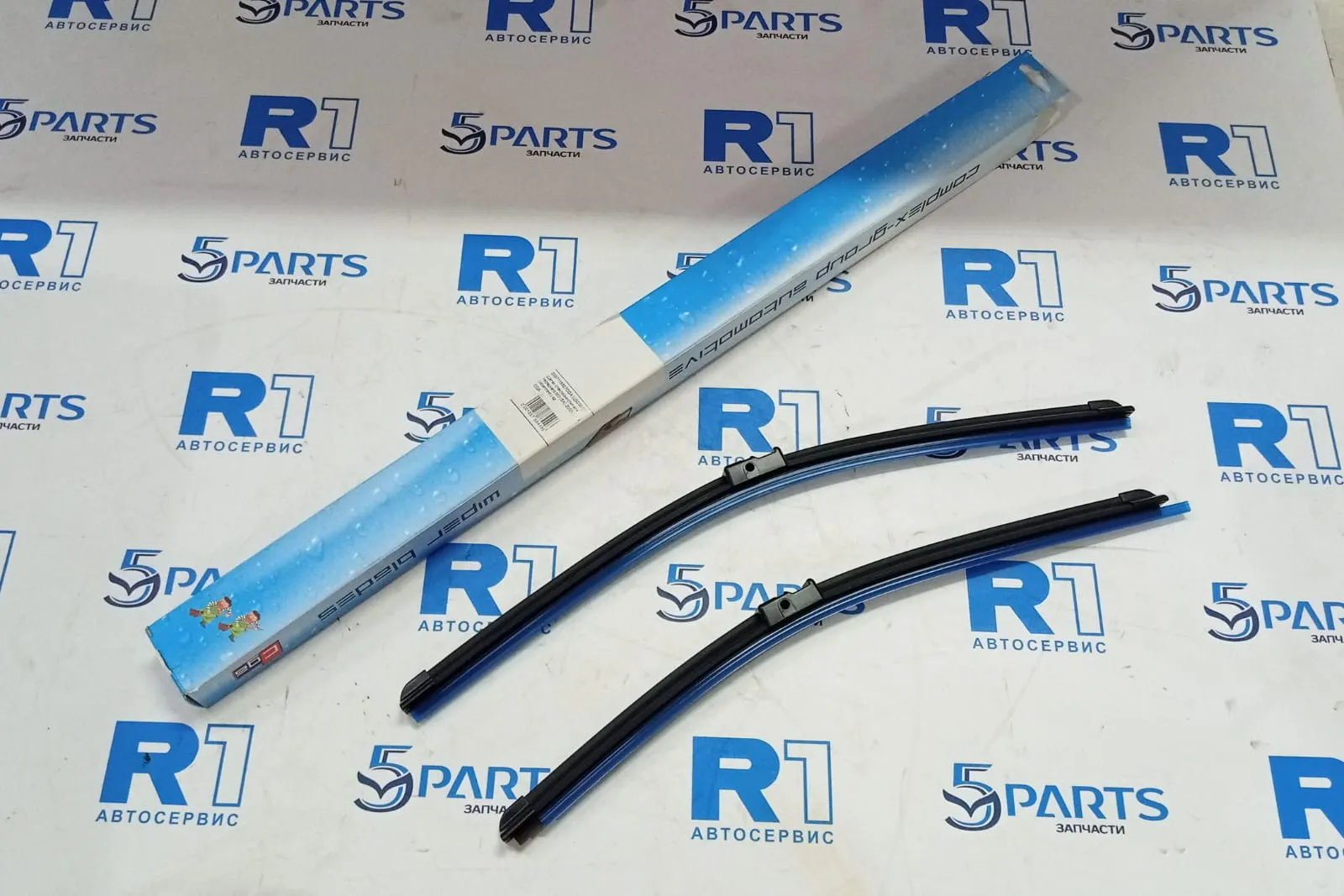 Щетки стеклоочистителя переднего M3 (BK) 2003-2009 (комплект)