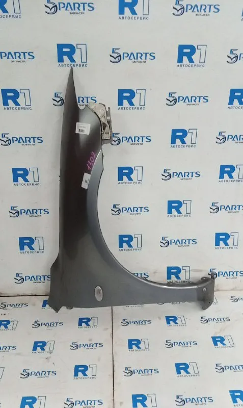 Крыло переднее правое M6 (GG) 2002-2007