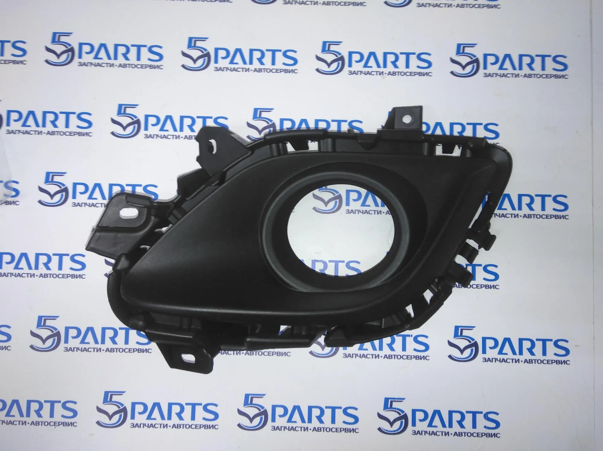 Рамка ПТФ левой M6 (GJ) 2012-2017