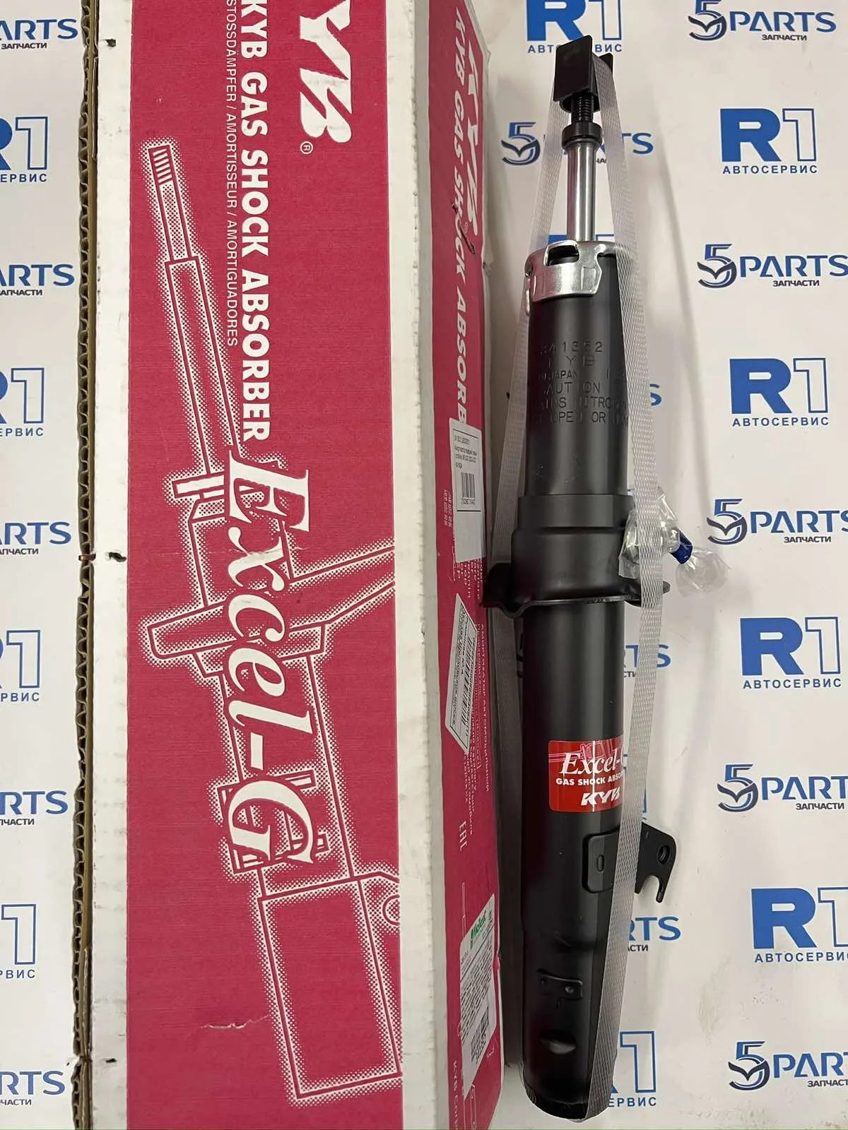 Амортизатор передний левый (стойка) M6 (GG) 2002-2007