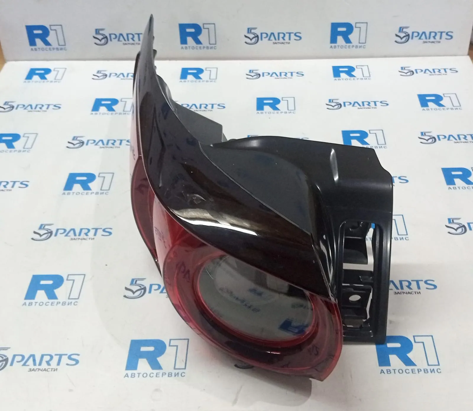 Фонарь внешний левый  CX-5 (KF) 2017-2022