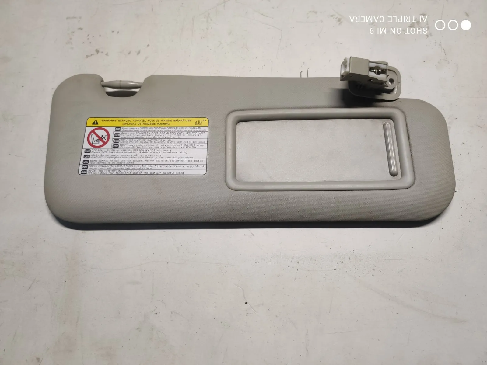 Козырек солнцезащитный правый M3 (BL) 2009-2013