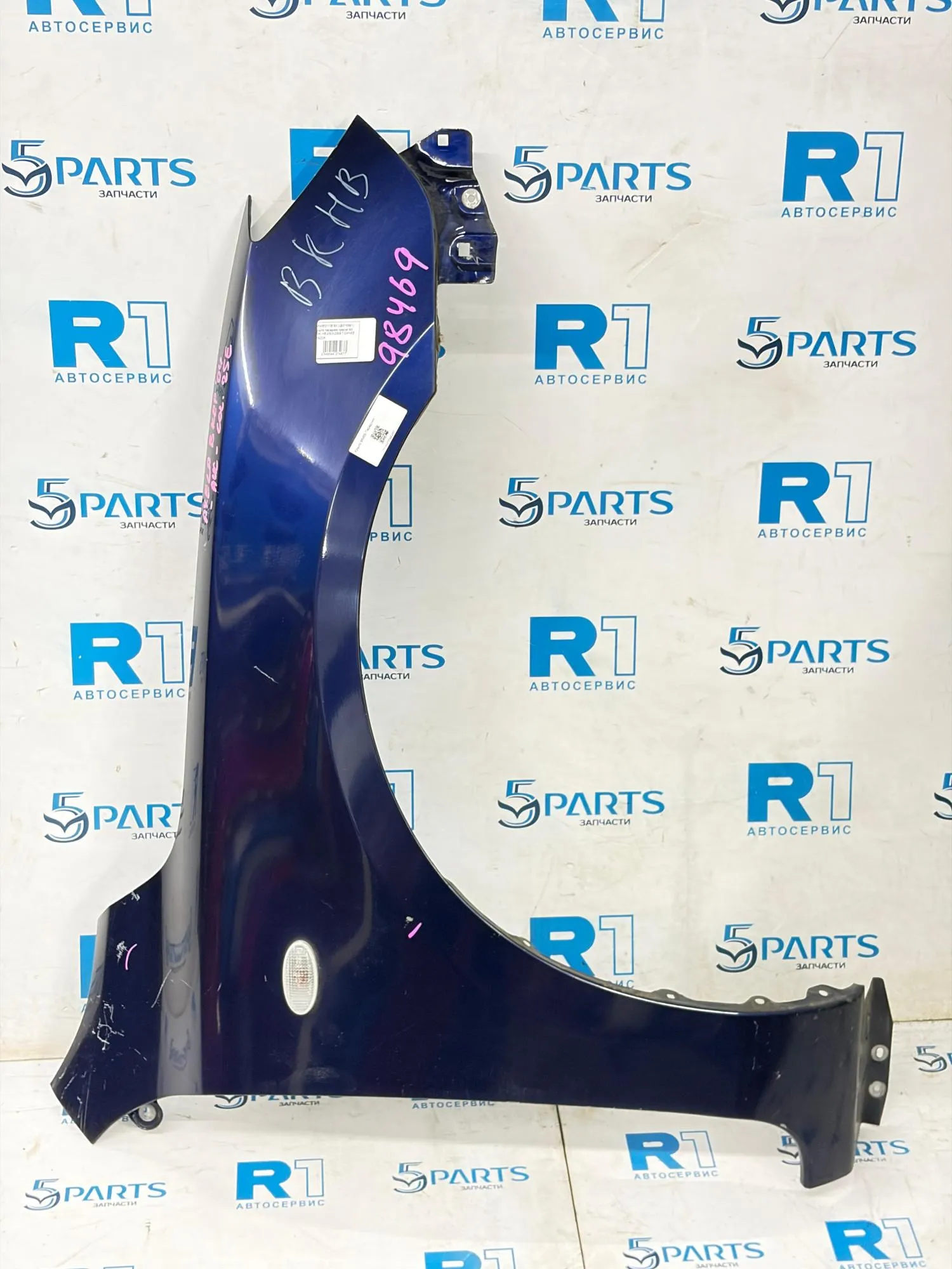 Крыло переднее правое M3 (BK) HB 2003-2009