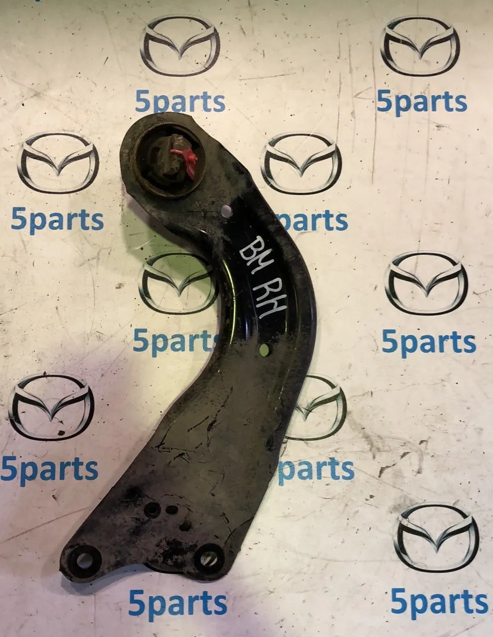 Рычаг задний правый продольный M3 (BM,BN) 2013-2019